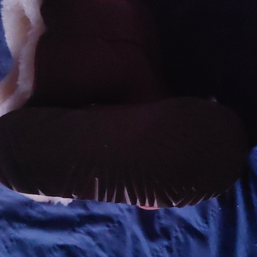 Bailey button uggs - Picture 3 of 4